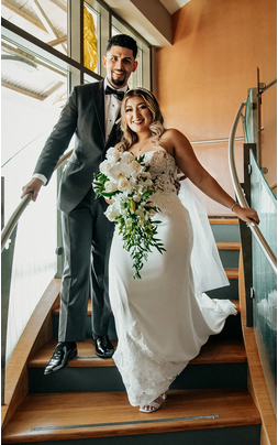 Wedding reception toasts in NY, cinematic videography by Wow Wedding Film